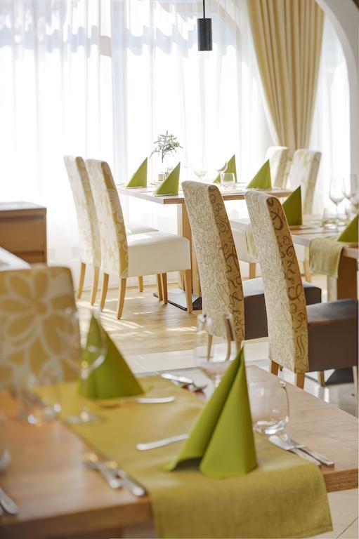בראייס Hotel Erika מראה חיצוני תמונה